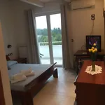 Le Limonaie A Mare Feriegård *