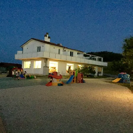 农家乐 Le Limonaie A Mare 圣贝内代托-德尔特龙托