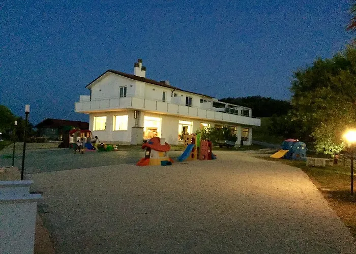 农家乐 Le Limonaie A Mare 圣贝内代托-德尔特龙托