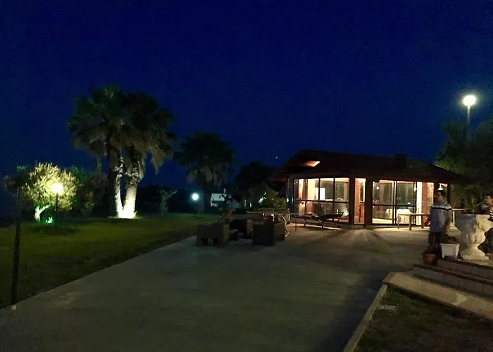 Le Limonaie A Mare 农家乐